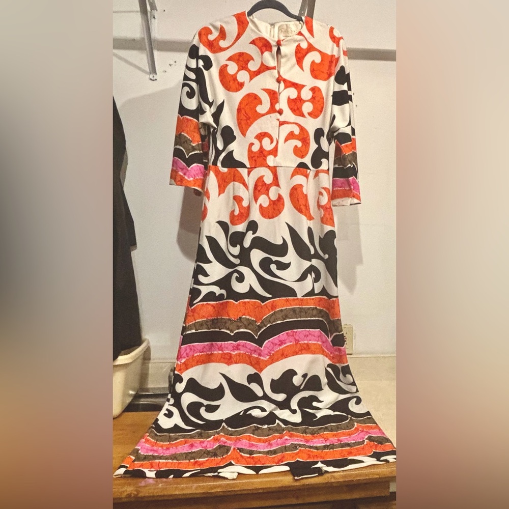 Truly Social by Dynasty vintage made in Hong Kong funky dress
